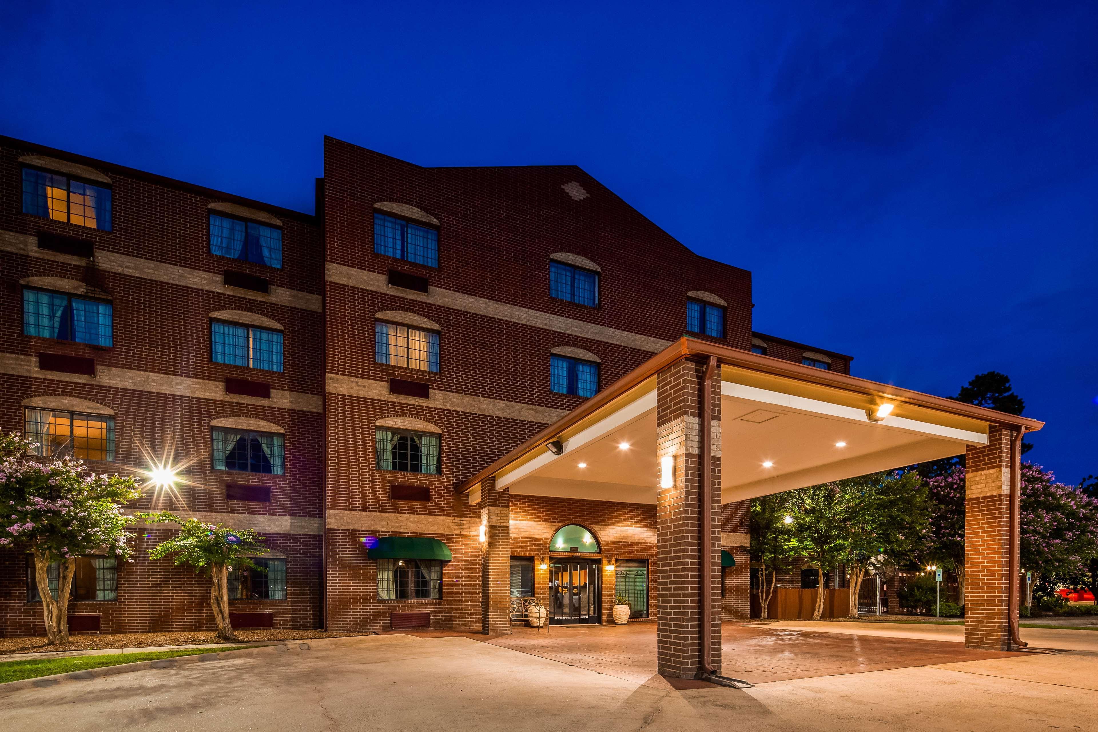 Best Western Plus דה וודלנדס מראה חיצוני תמונה