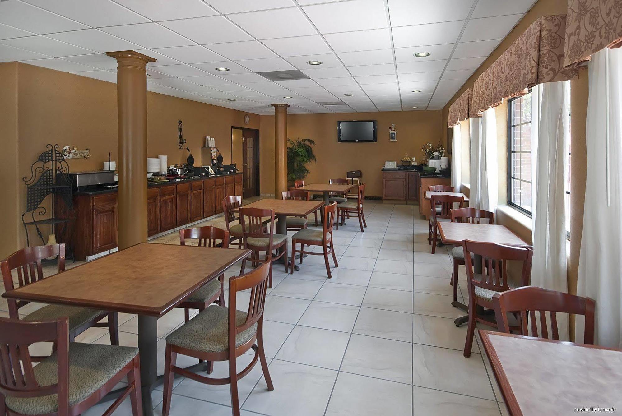 Best Western Plus דה וודלנדס מסעדה תמונה